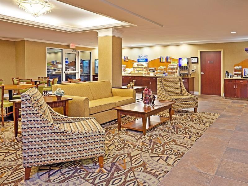 Holiday Inn Express & Suites Southern Pines-Pinehurst Area By Ihg Extérieur photo