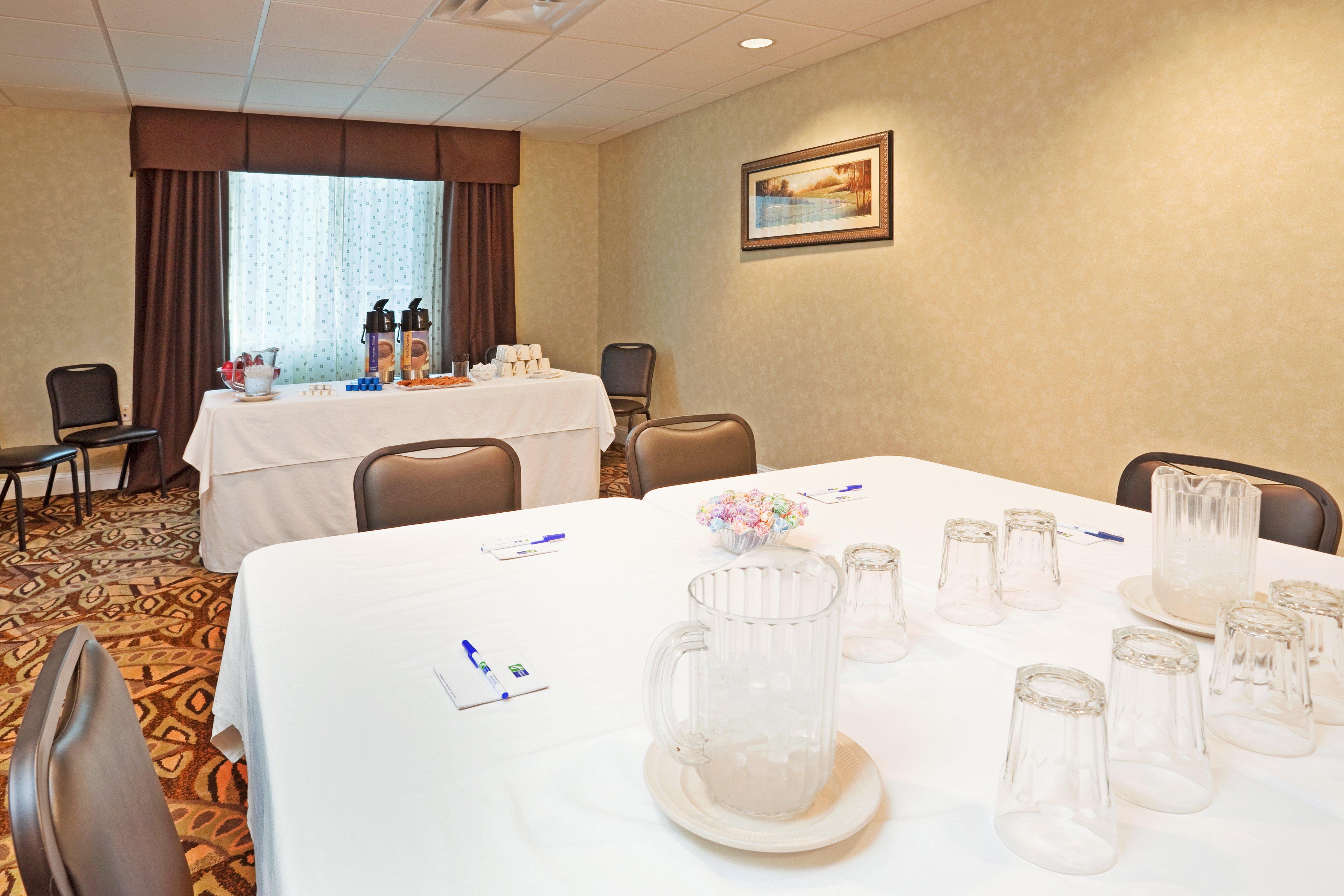 Holiday Inn Express & Suites Southern Pines-Pinehurst Area By Ihg Extérieur photo