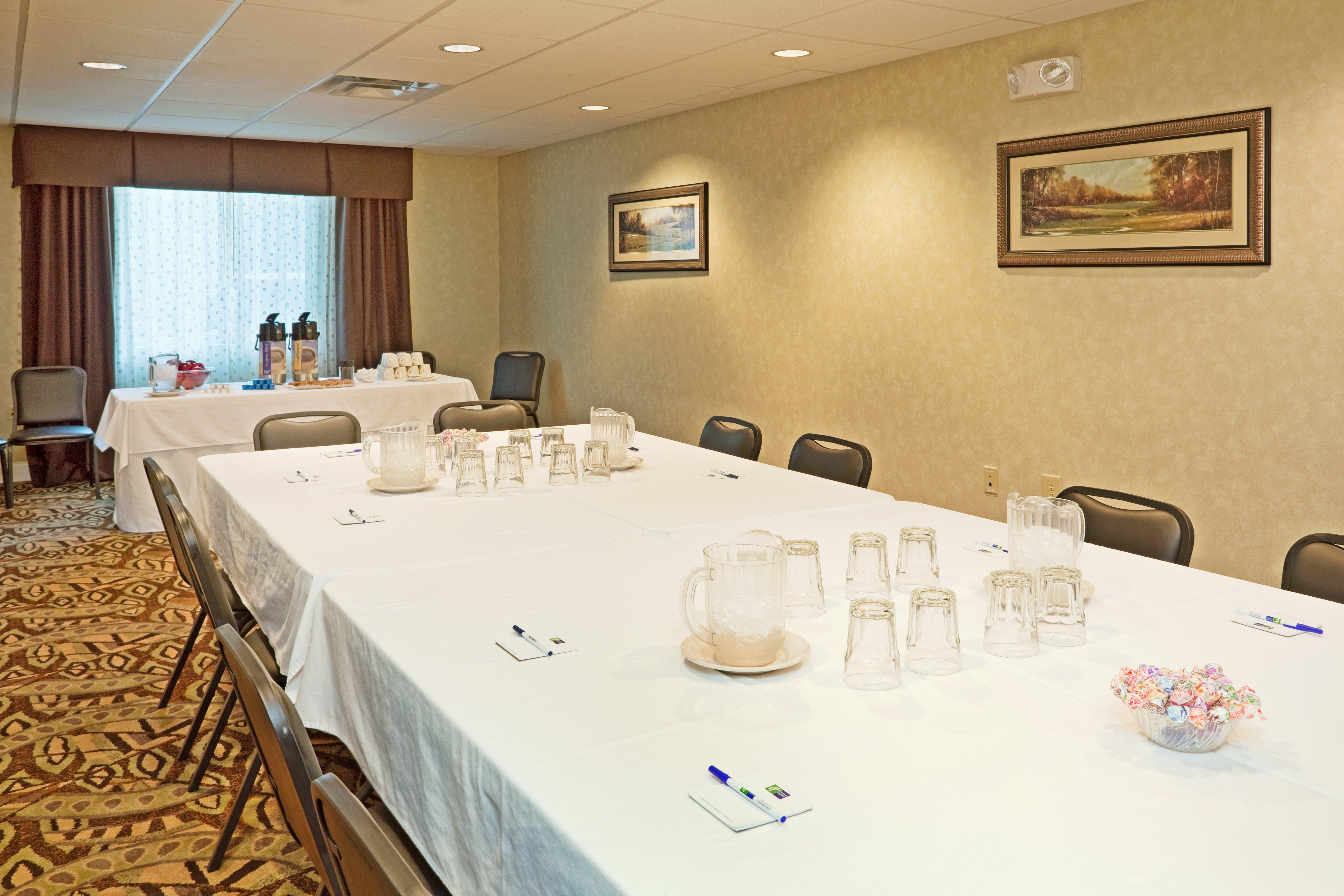 Holiday Inn Express & Suites Southern Pines-Pinehurst Area By Ihg Extérieur photo